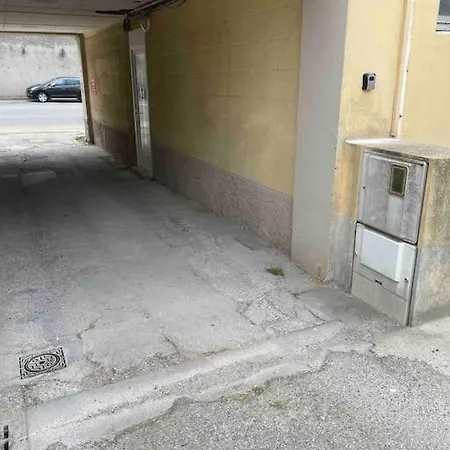 Le B2, Parking Prive Apartamento *